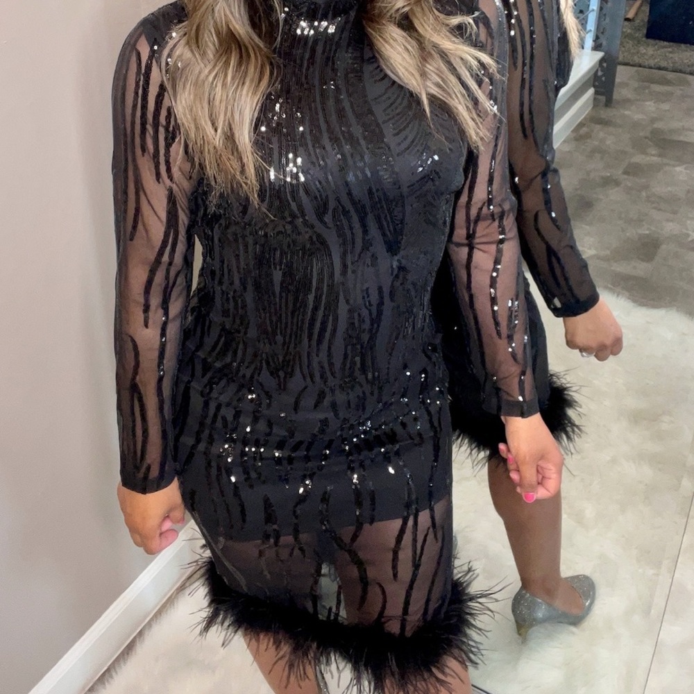 VERWIN Sequins Bodycon Dress Long Sleeve Midi Dress Elegant with Plumes at seam